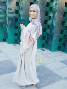 Abaya Dubai grise avec manche volantes